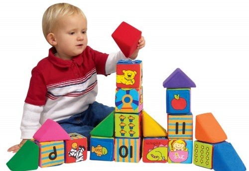 Развивающие игры и занятия для детей 1,5 года — 1 год 9 месяцев (подробный план — конспект)