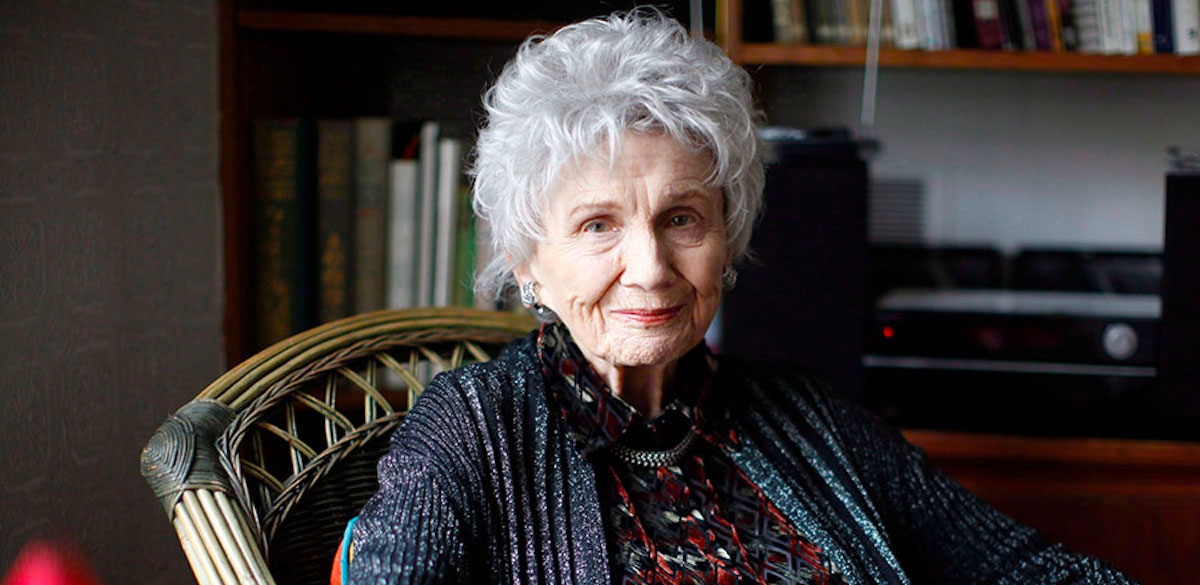 Канадская писательница Элис Манро умерла на 93-м году жизни