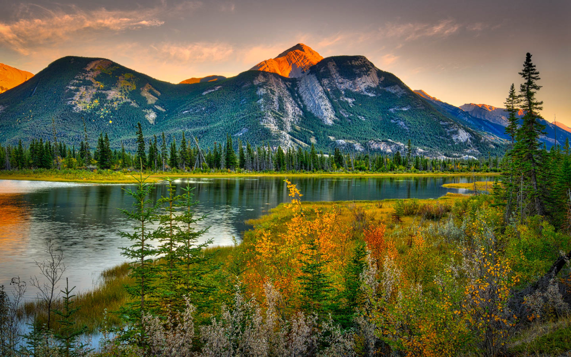 The rocky mountains the usa. Горы Рокис Канада. Скалистые горы США. Горы роки Маунтин в США. Скалистые горы (Запад Канады).