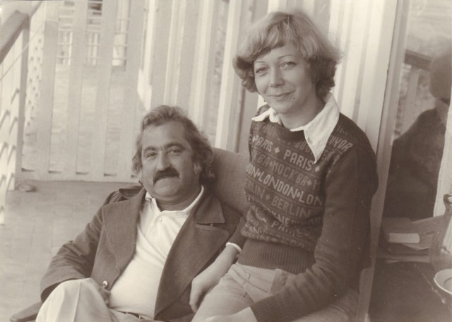 Генрих Сапгир с женой Людмилой Родовской. 1970-е гг.
