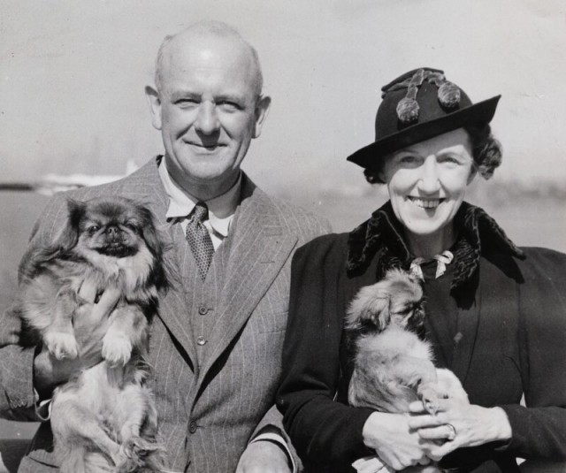 С женой Этель Мэй Уэйман, 1944 год