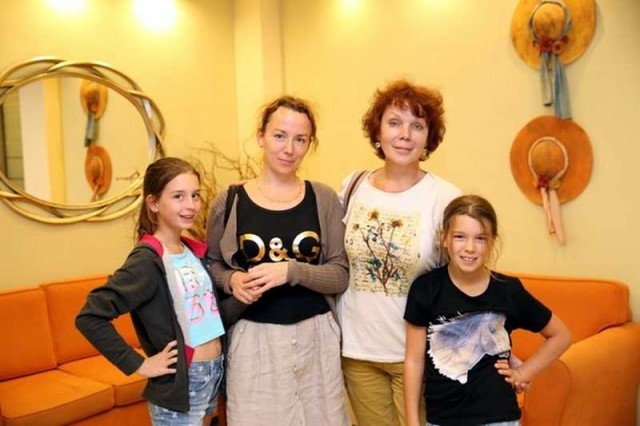 Елена Арсеньевна Арсеньева с юными  читателями