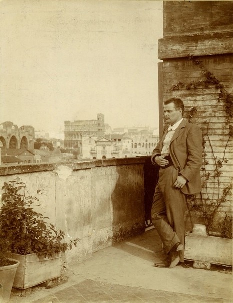 М.И.Ростовцев на крыше здания Римского отделения Германского археологического института