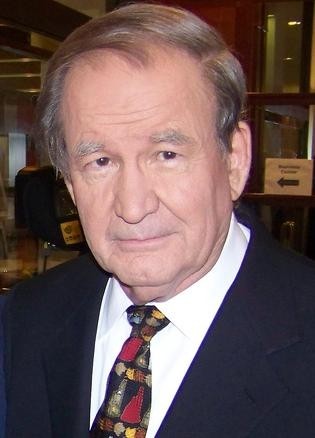 Патрик Бьюкенен в 2008 году
