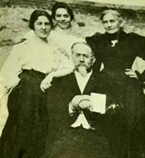 Чезаре Ломброзо с женой и дочерьми Джиной и Паолой