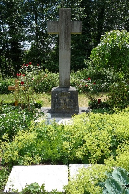 Grab von Franz von Papen in Wallerfangen