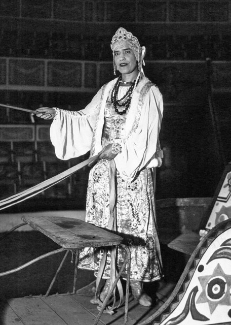 Мария Распутин, артистка цирка, 1932