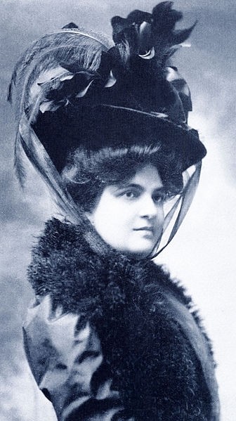 Первая жена писателя, актриса Judik Etelt