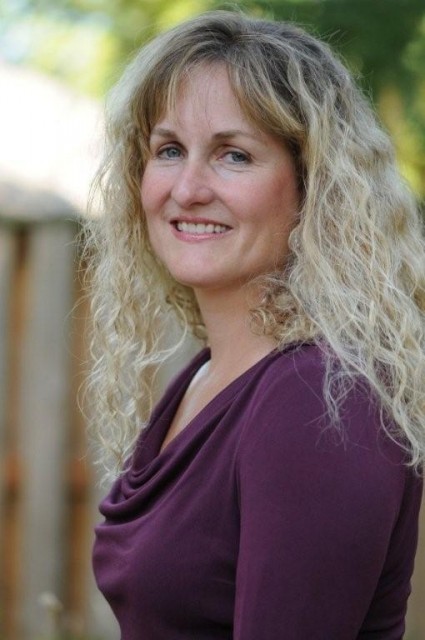 Profile photo of Cathy Lamb on GoodReads