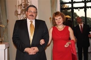 Генеральный консул РФ в Стамбуле Алексей Ерхов с супругой Ириной