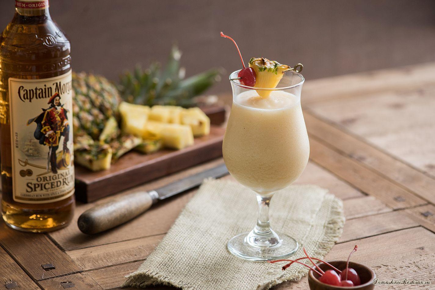 Коктейль пина Колада. Коктейль Pina Colada. Пина Колада коктейль алкогольный. Амаретто Колада. Коктейль с ликером пина колада