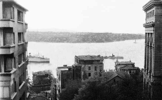 Вид на Босфор. Фото из архива Орхана Памукa.