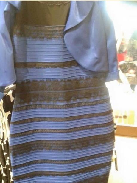 Фотография платья, ставшая известным интернет-мемом