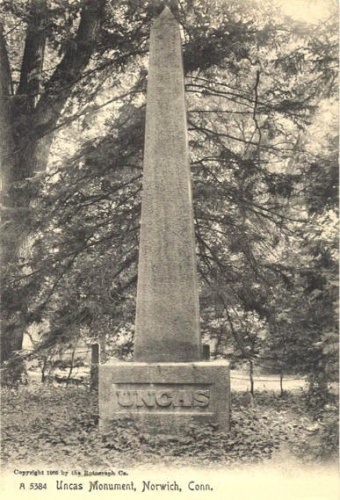 Памятник американских индейцев Ункаса в Норвич, штат Коннектикут