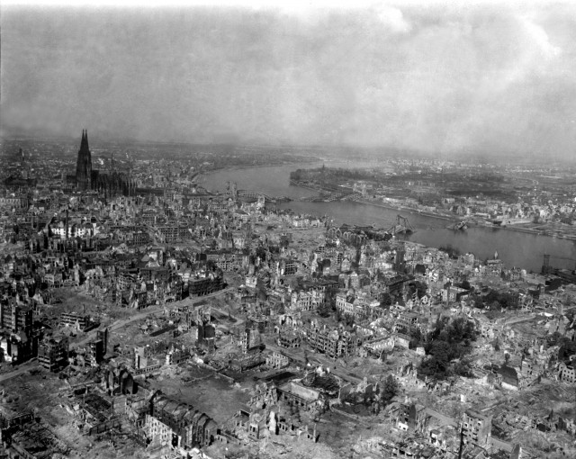 Koeln 1945